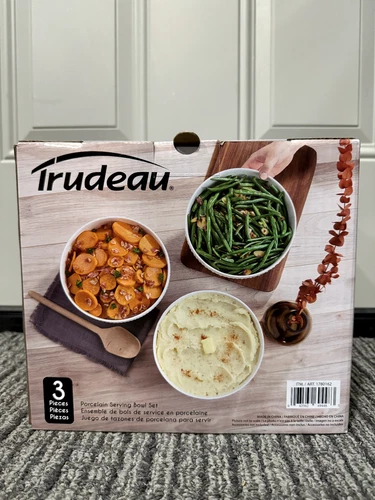 Trudeau 3 piece Porcelain serving bowl set 9.2 in diameter White NEW with BOX! - Picture 6 of 10