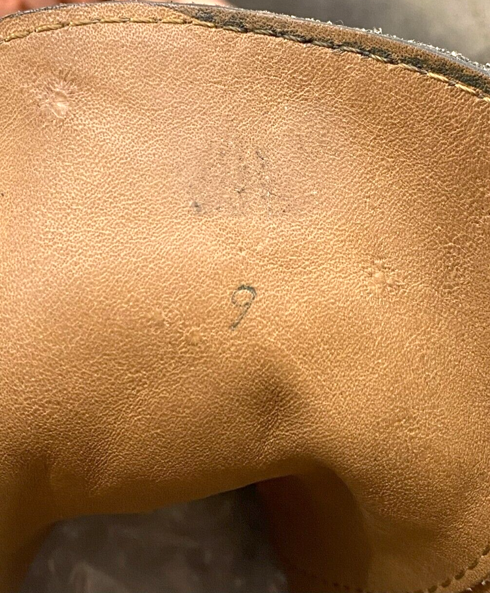 Foto 12 di 12