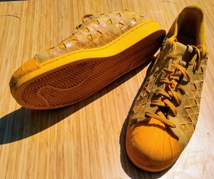 mustard color adidas