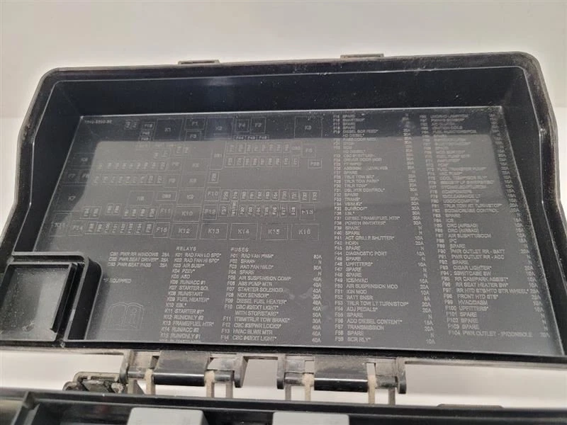 17 18 19 20 21 22 Dodge Ram 1500 motor relé caja de fusibles caja de fusibles 68322371AC Foto 4 de 4