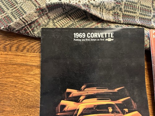 1969 1970 1971 Chevrolet Corvette Original Dealer Factory Sales Brochures All 3 - 第 2/4 張圖片