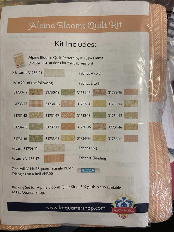 Kit trapunta fiori alpini con fiori bambina di Heather Briggs 57 1/2 x 70 1/4 - Immagine 2 di 3