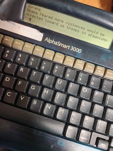 AlphaSmart 3000 Portable Digital Word Processor Typewriter