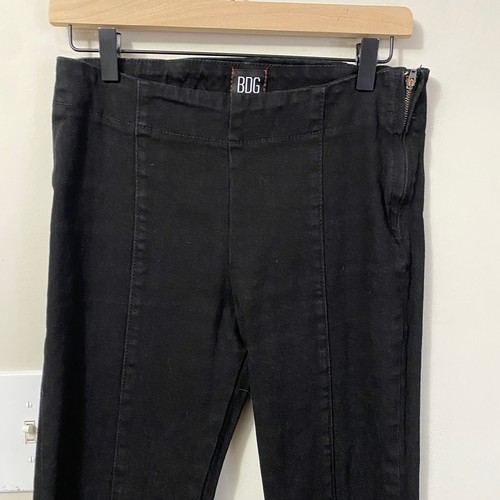 BDG Urban Outfitters Black High Rise Flare Crop Jean Exposed Seams Raw Hem Sz 27 - Picture 8 of 10