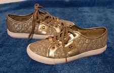G By Guess Women's Sneakers Sz 7.5 M GG BACKER 3 Gold