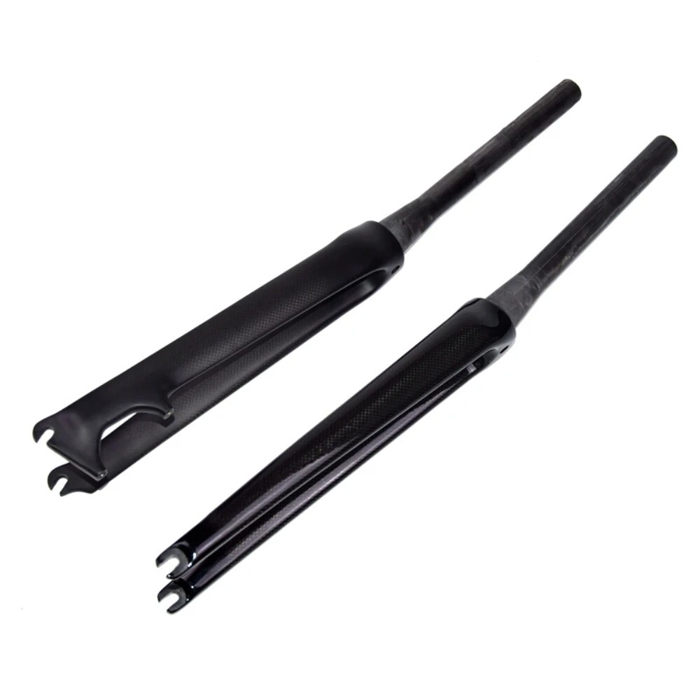 700C*28C Tire Travel Road Bike Carbon Fibre Hard Fork Disc B