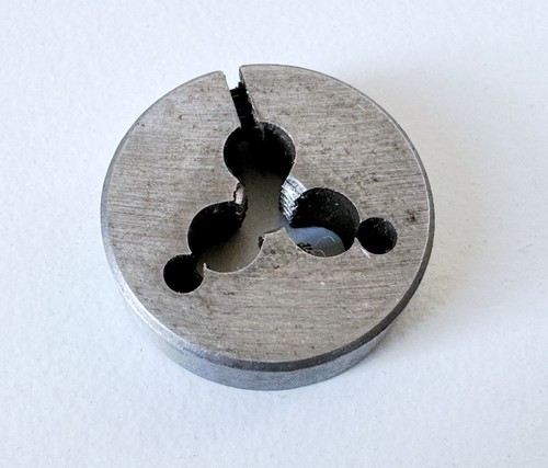 #8-32 NC Bottone rotondo regolabile matrice 13/16" OD X 1/4 spessore RH 8-32 USA - Foto 4 di 4
