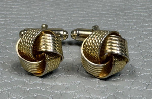 Authentic Vintage Alternating Pattern Love Knot Yellow Gold Plated Cuff Links