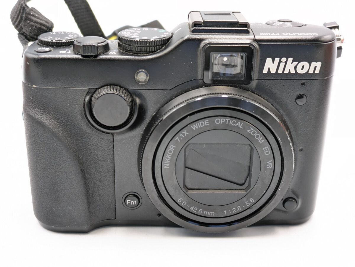 Nikon COOLPIX P7100 10.1MP Digital Camera - Black for sale Nikon COOLPIX P7100 10.1MP Digital Camera - Black for sale