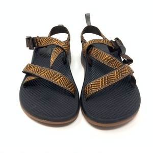 gold chacos