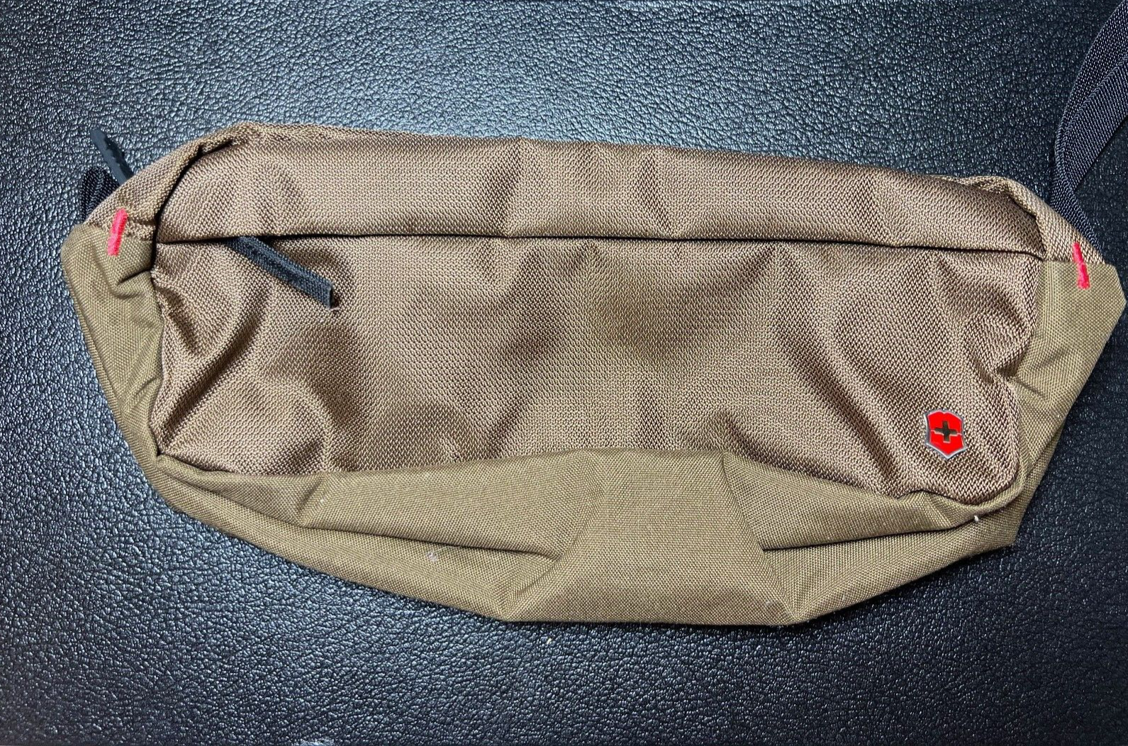 Swissgear Toiletries Travel Case, Dopp Kit, Bag, Brown