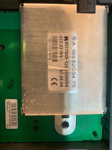 243303 Steuergerät MERCEDES-BENZ A-Klasse (W169) A1698200475 A 200