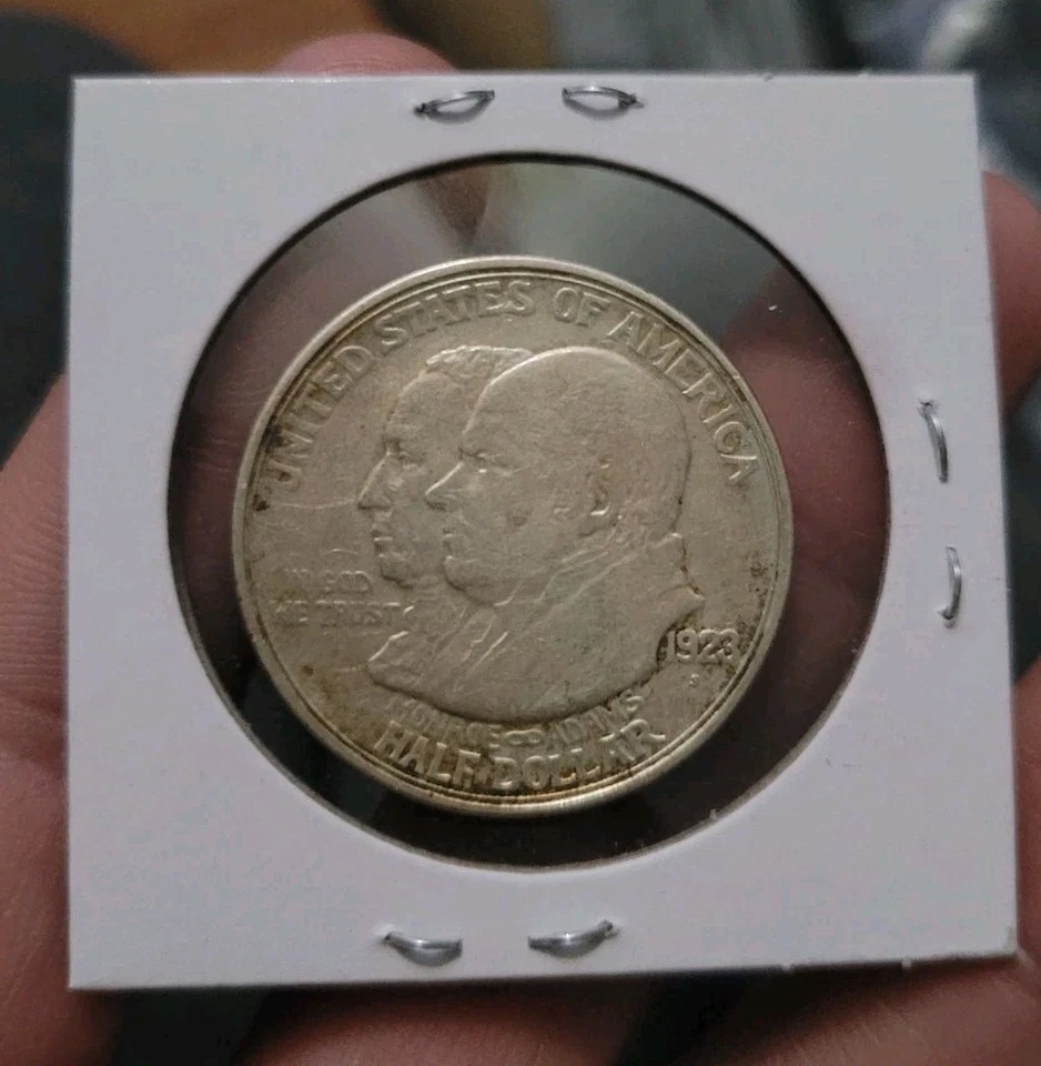 1923 S Monroe Adams Monroe Doctrine Centennial US 90% Silver Half Dollar 50 cent - Image 2 of 4