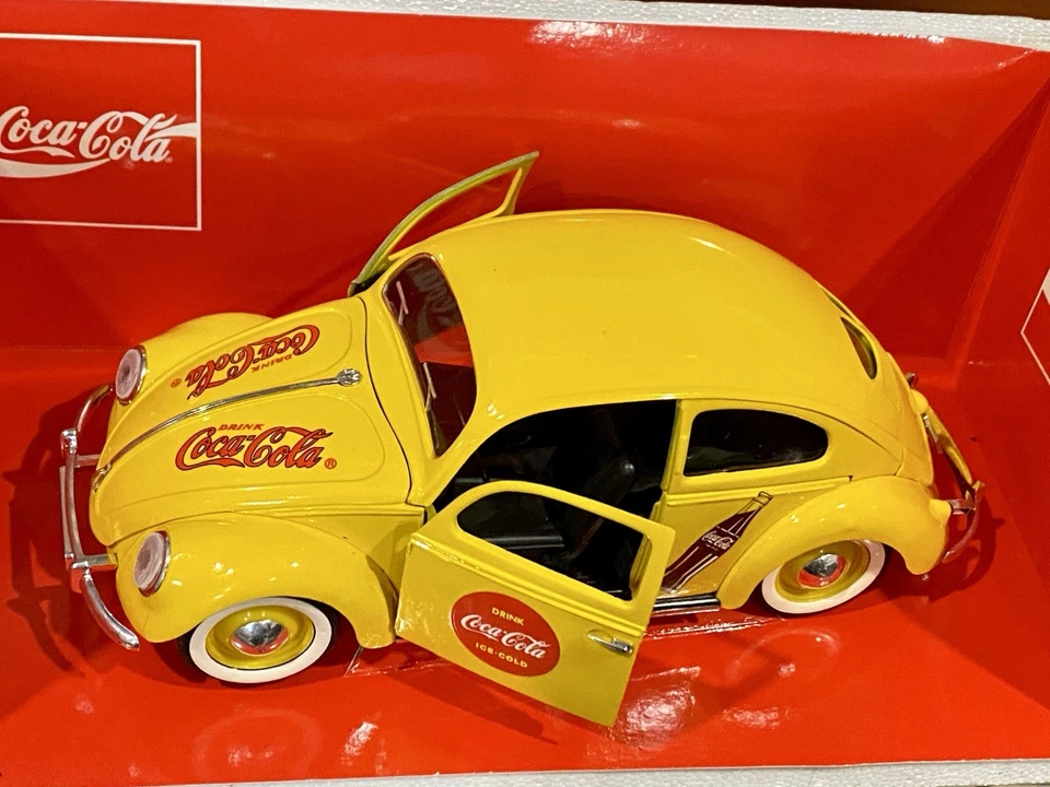 Coca-Cola 1979 Yellow VW Volkswagen SPLIT WINDOW Beetle Die Cast Car 1/18 VW BUG - Image 3 of 4