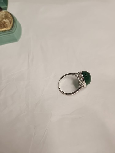 Anello Kelly in resina verde cabina cocktail tono argento misura circa 8-8,5 - Foto 7 di 9