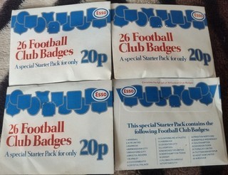 esso 26 football club badges starter packs 1971 .sealed four packs0.99