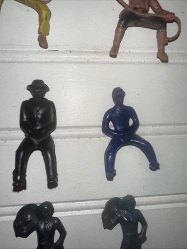 Figure in plastica dura/celluloide/bachelite. Marx, raro spaventapasseri, bandito ecc. - Foto 5 di 20