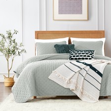 Twin Size Quilt Bedding Sets with Pillow Sham, Sage Green Lightweight Soft Be...