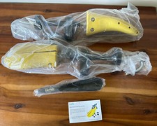 Achway Eachway Shoe Stretcher/Shaper Plastic Vintage . With 2/ Sets Of plugs New