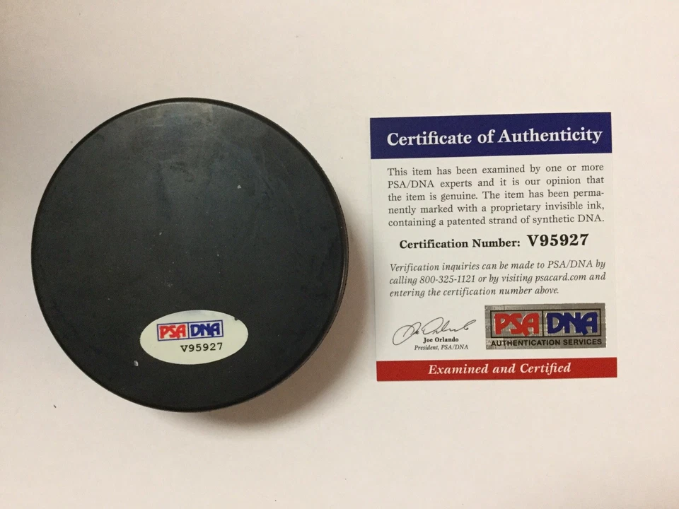 Disco de hóquei autografado assinado por Dustin Brown equipe EUA PSA/DNA CERTIFICADO DE AUTENTICIDADE Kings b - Imagem 2 de 2