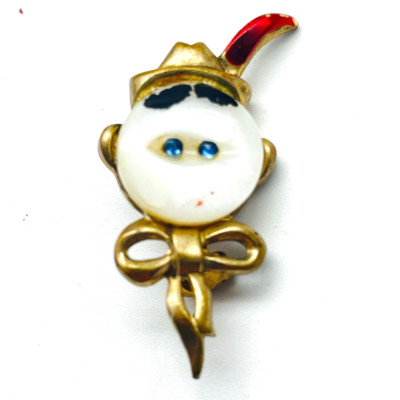 UNCUS MFG Boy with Hat Pin Gold Tone Abalone Button Blue Rhinestone Eyes Vintage
