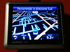 GARMIN NUVI 1200 - Navigatore Auto-Moto-Camion - Funzionante non completo