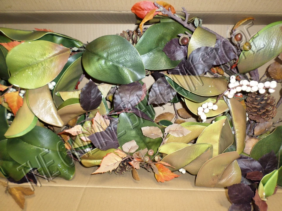 Frontgate Grandinroad Autumn Harvest Thanksgiving Magnolia Pine cones Garland 6' - Image 4 of 4