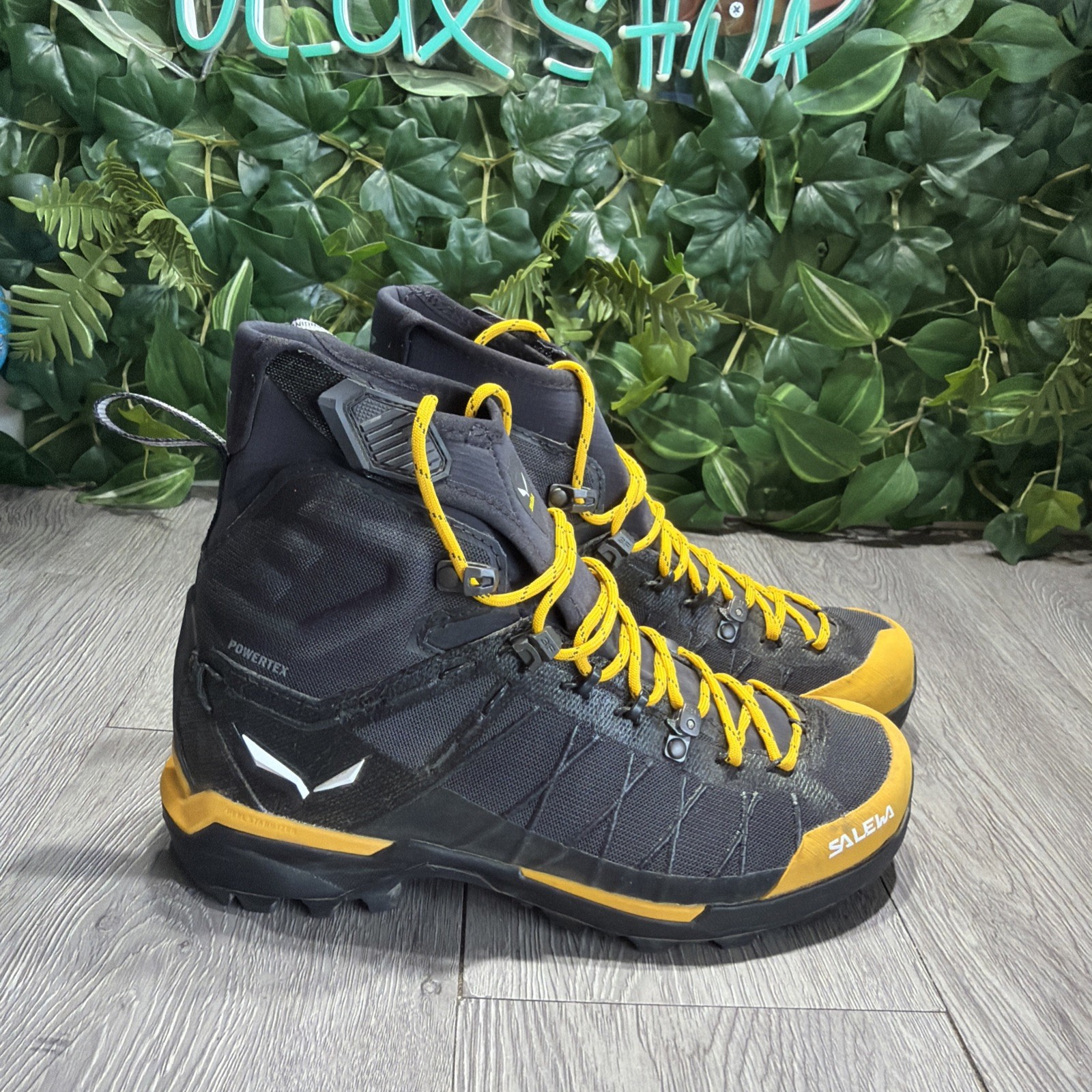 Botas de senderismo Chaussures Salewa Ortles Light Mid Powertex para mujer talla 7,5”