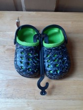 Toddler Boys Shark Clogs Size 8  NEW WITH TAGS