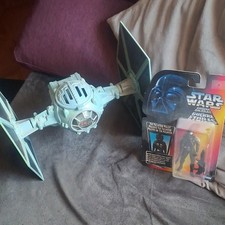 Hasbro Star Wars TIE Fighter vaisseau spatial avec figurine Pilote TIE
