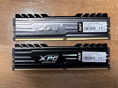 XPG GAMMIX D10 16GB (2x8GB) DDR4-3200 PC4-25600 DIMM AX4U320038G16A-BB10