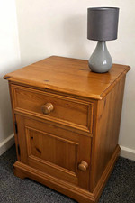 Wood Bedside Cabinet Brown Medium Wood Tone 1 Drawer Cupboard Storage 60cm