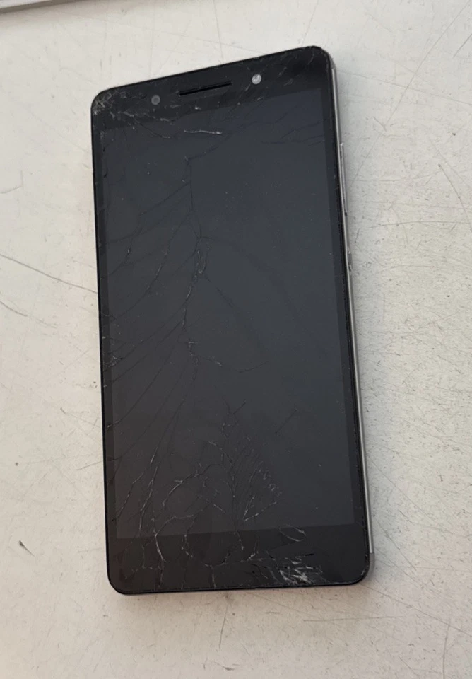 Honor 7 Dual Sim Grau PLK-L01 Defekt - Hauptplatine Micro Kamera Accu Etc Ok - Bild 2 von 2