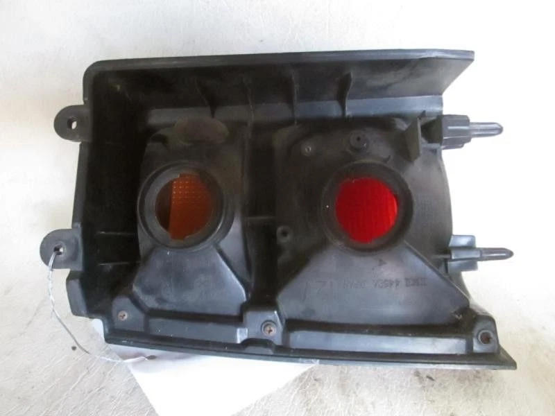 Passenger Right Tail Light Outer Fits 89-98 MAZDA MPV 171176 - Image 2 of 3