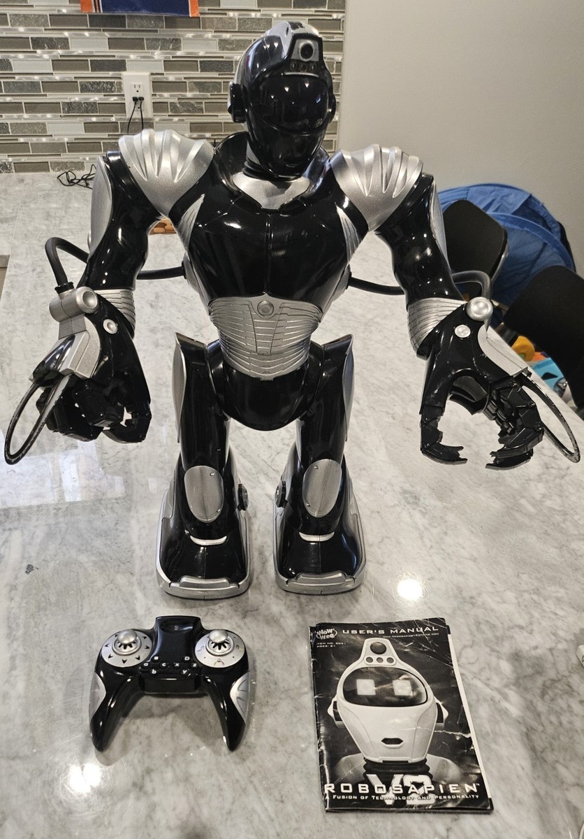 WowWee RoboSapien V2 Working - Remote + Manual BLACK SILVER