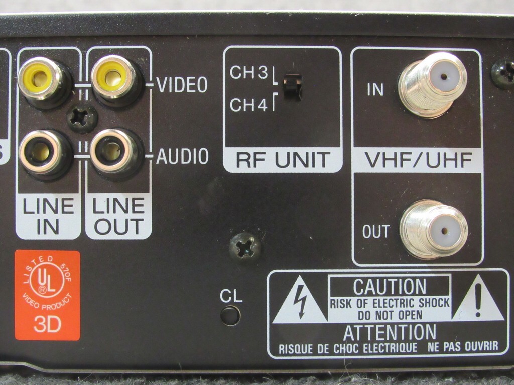 Sony EVA50 8mm Video 8 Compact VCR Video Cassette Recorder/Player NTSC