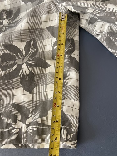 Pantaloncini cargo uomo Sofich taglia 38 bianco e grigio con fiori di loto tropicali - Foto 7 di 8