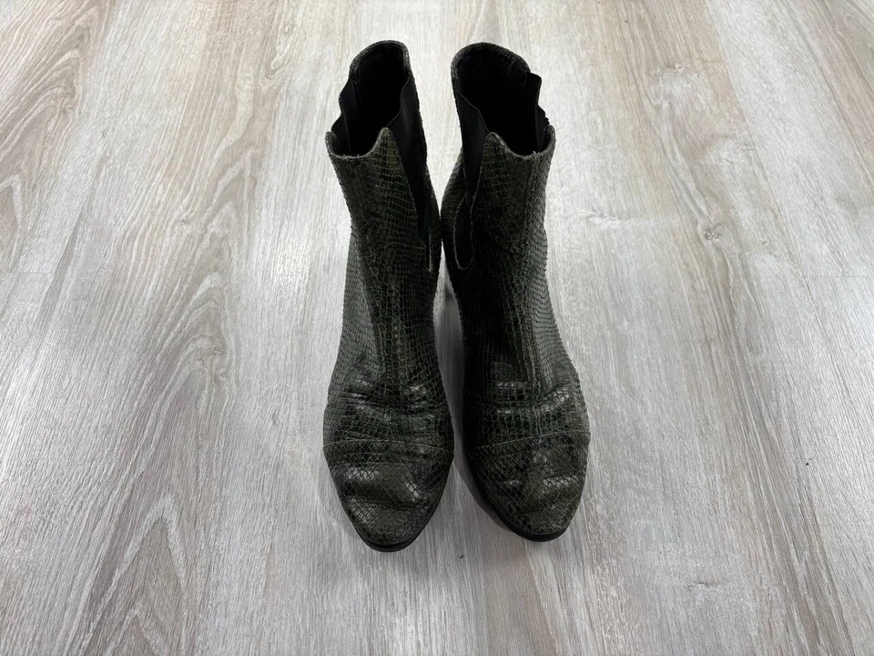 Botas femininas salto Isabel Marant tamanho 38 1/2 cor verde - Imagem 3 de 4