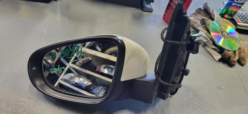 VOLKSWAGEN GOLF GTI L Door Mirror Power; (heated) 5K0 857 507 AD