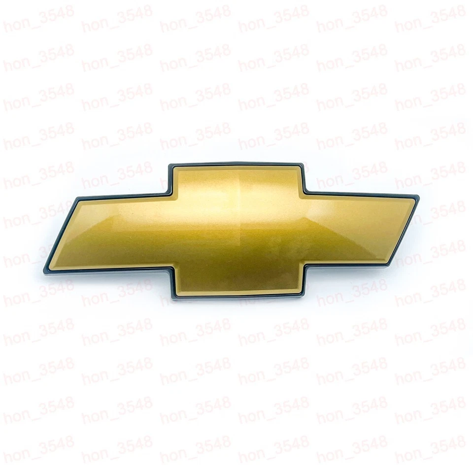 NEW 07 -14 Avalanche Suburban Tahoe Front Grille Bowtie Emblem Gold 22830014 OEM - Image 2 of 4