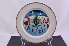 VILLEROY & BOCH NAIF CHRISTMAS 8" SALAD PLATE - NEW