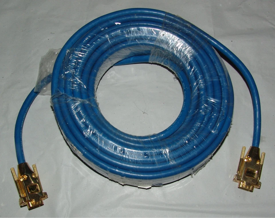 LINDY 37254 – Premium Gold VGA Kabel • HD15 M/M • 15 m • 3-fach geschirmt - Bild 2 von 2