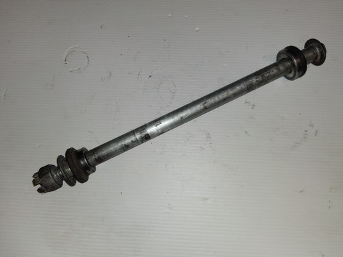 Kawasaki GPZ 500 S EX500D Hinterradachse hinten #0585