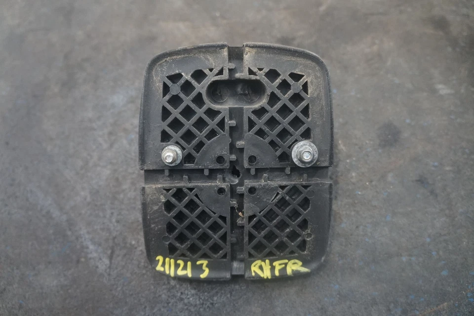 Luz intermitente panel guardabarros superior derecho 4639060042 Mercedes G500 W463 02-18 Foto 3 de 3