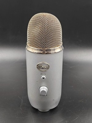 Blue Yeti USB Mikrofon 5.0V 500mA Silber Gebraucht Funktionierend 1 Stück
