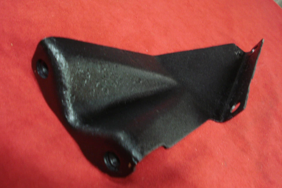 1954 DODGE TRUCK ЗАДНИЙ БЕНЗОБАК КРОНШТЕЙН C-1-C СЕРИИ - Изображение 4 из 4