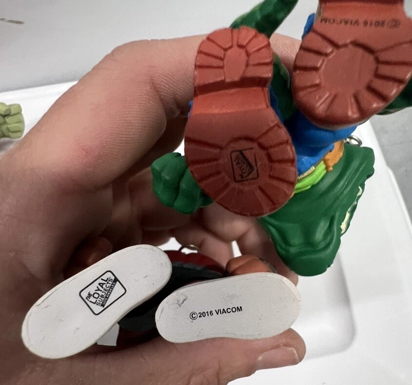 Lote de 2 Chaveiro Boneco de Vinil Assuntos Leais Teenage Mutant Ninja Turtles E!!! - Imagem 3 de 4