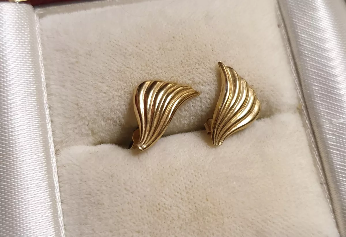 9ct 375 gold earrings eBay
