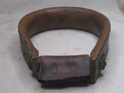 single antique stirrup equestrian decor copper ? & wood western saddle decor - Picture 5 of 12
