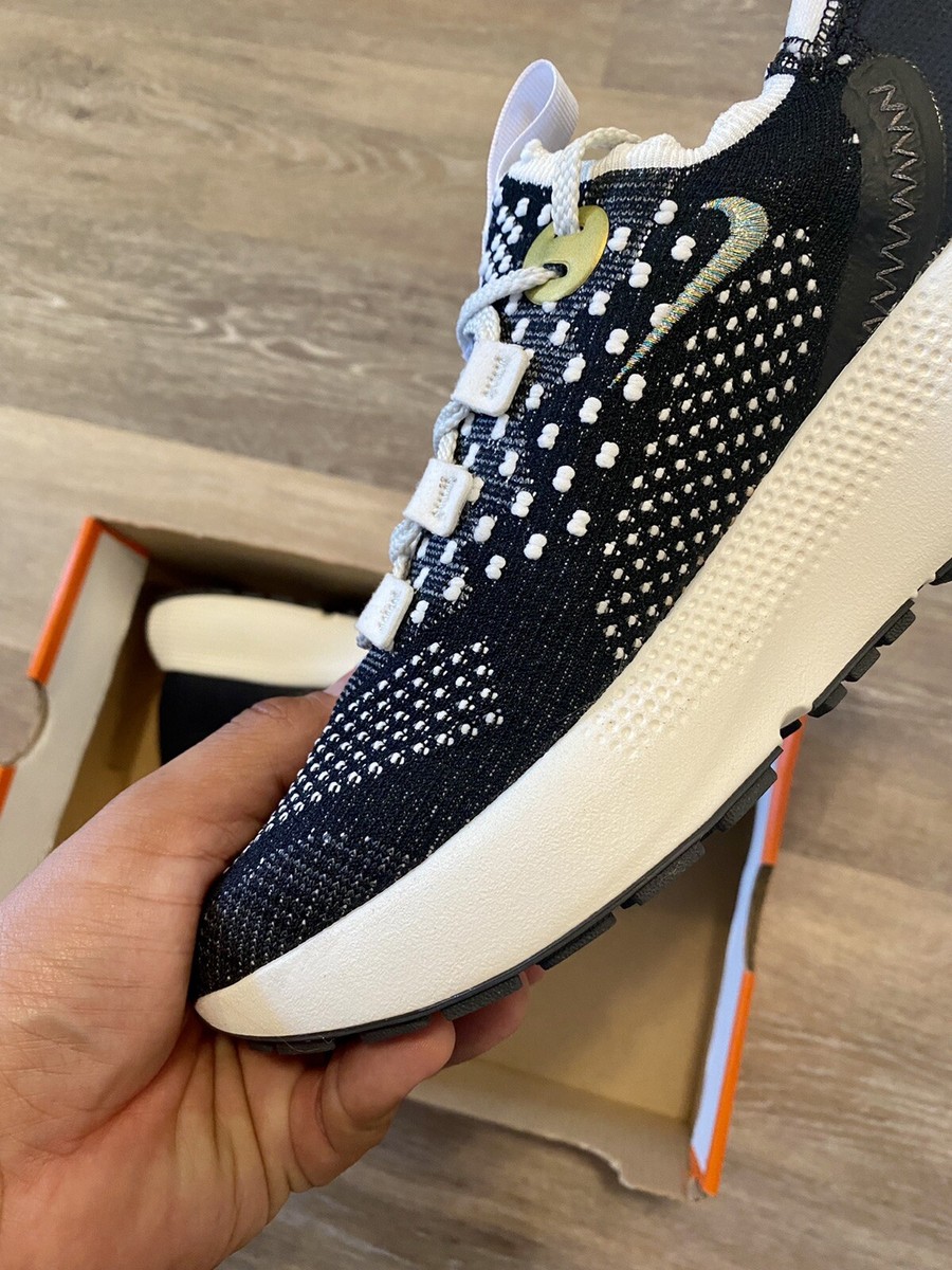 Size 10 - Nike React Escape Run Flyknit Black Metallic Vivid